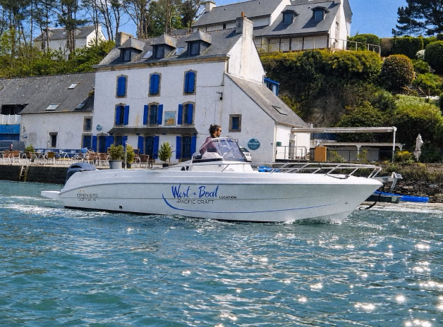 Pacific Craft Open 670 - location bateau Doëlan